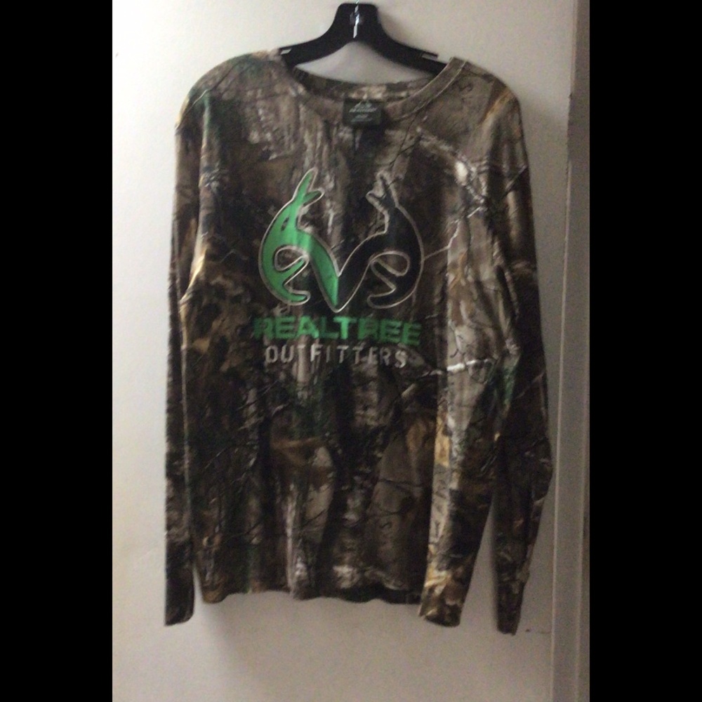 🌟 Realtree Long Sleeve Camouflage